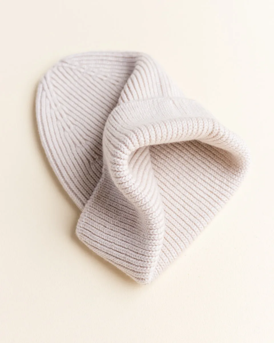 Adult Beanie Fonzie - Off White <br>hvid