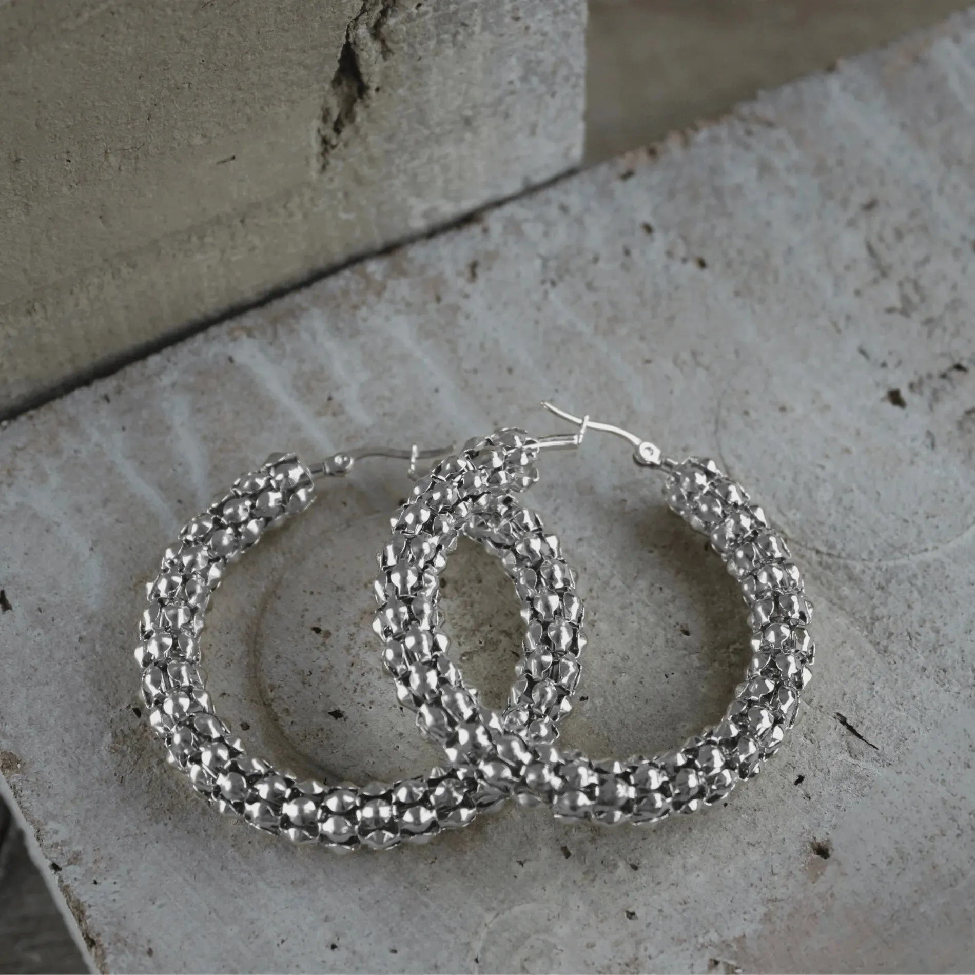 Courage Waterproof Mesh Statement Earring Silver Plating