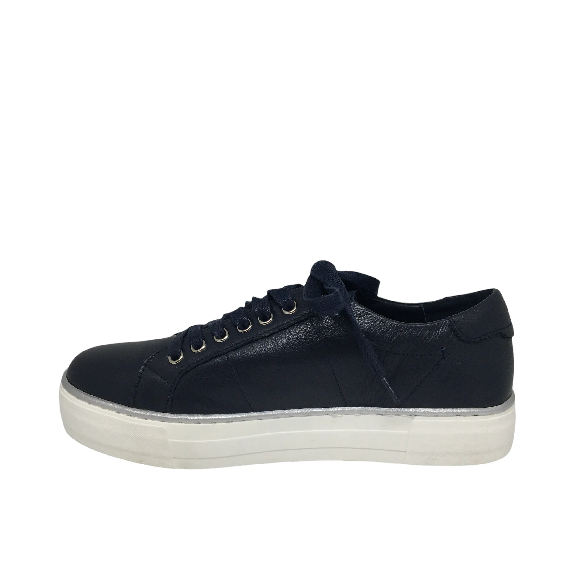 Django & Juliette Froggy ~ Navy ~ Caramel ~ White ~ Leather
