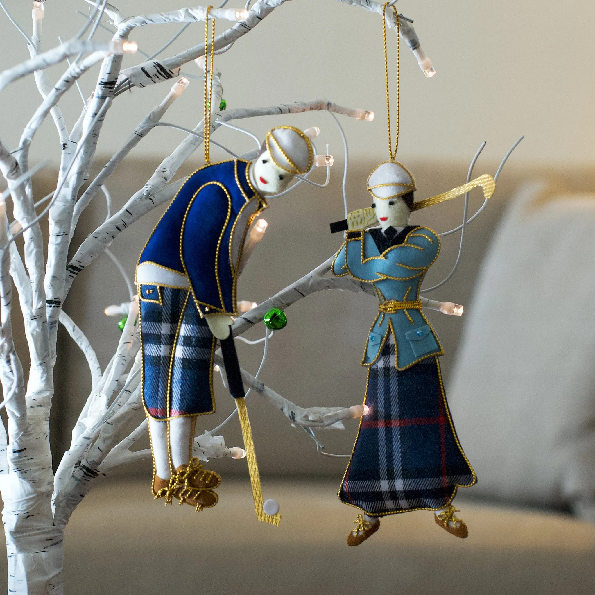 Golfer Ornament: Female