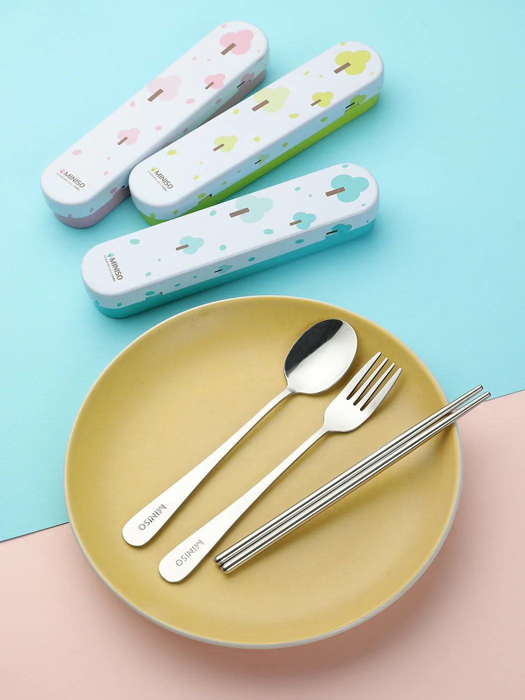 MINISO Four-pieces Tableware (Random Color)