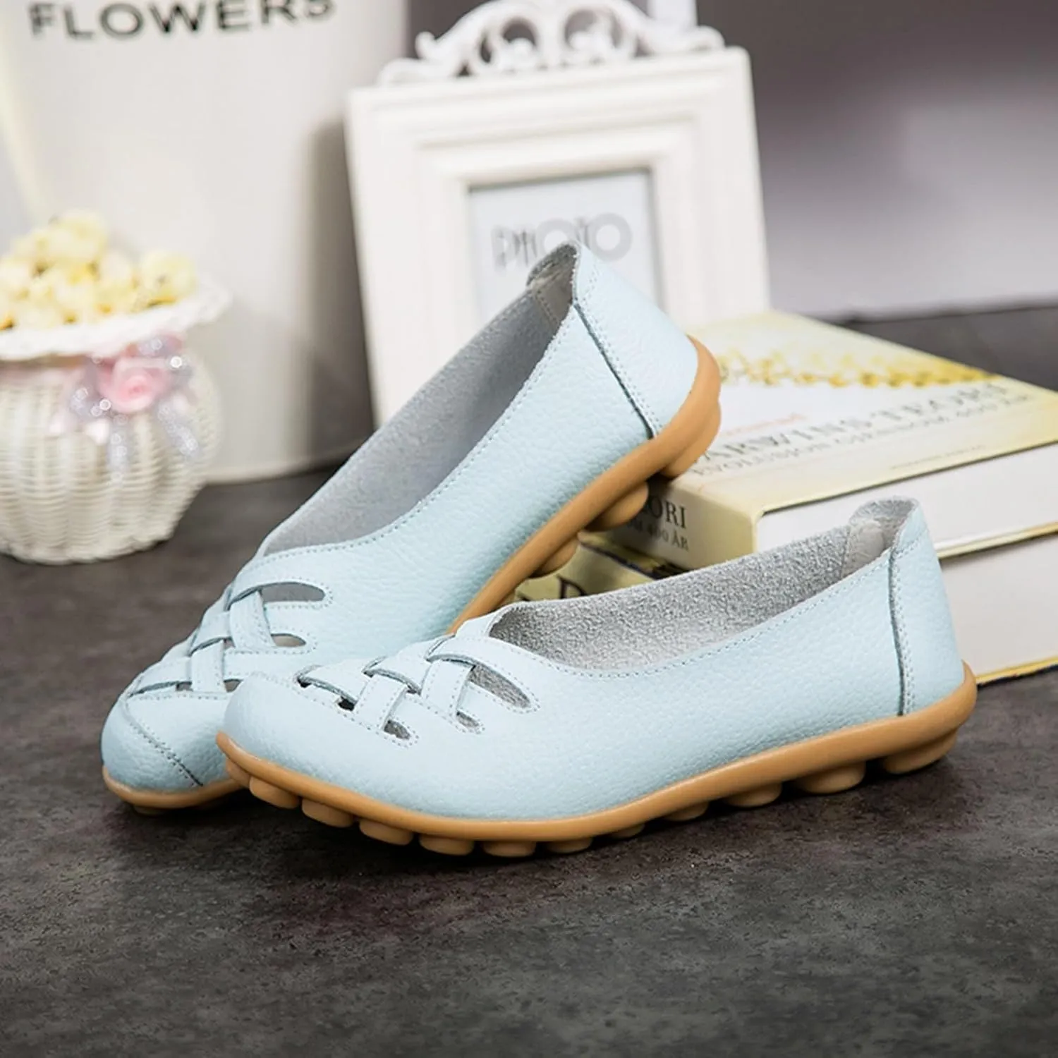Women's Leather Penny Loafers Classic Hollow Leather Foldable Shoes Comfortable Round Toe Slip-On Dress Shoes